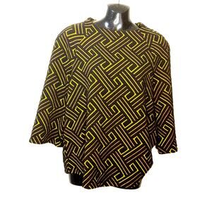 🌟 W5 Black and Yellow Geometric Patterned Women Poncho Size M - NWT!